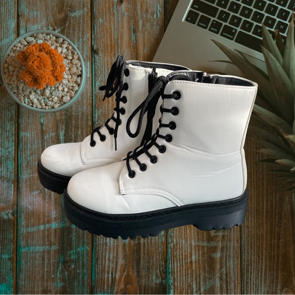 Qupid Shoes Qupid Boots Qupid Boots Size 6 Worn 4 Times